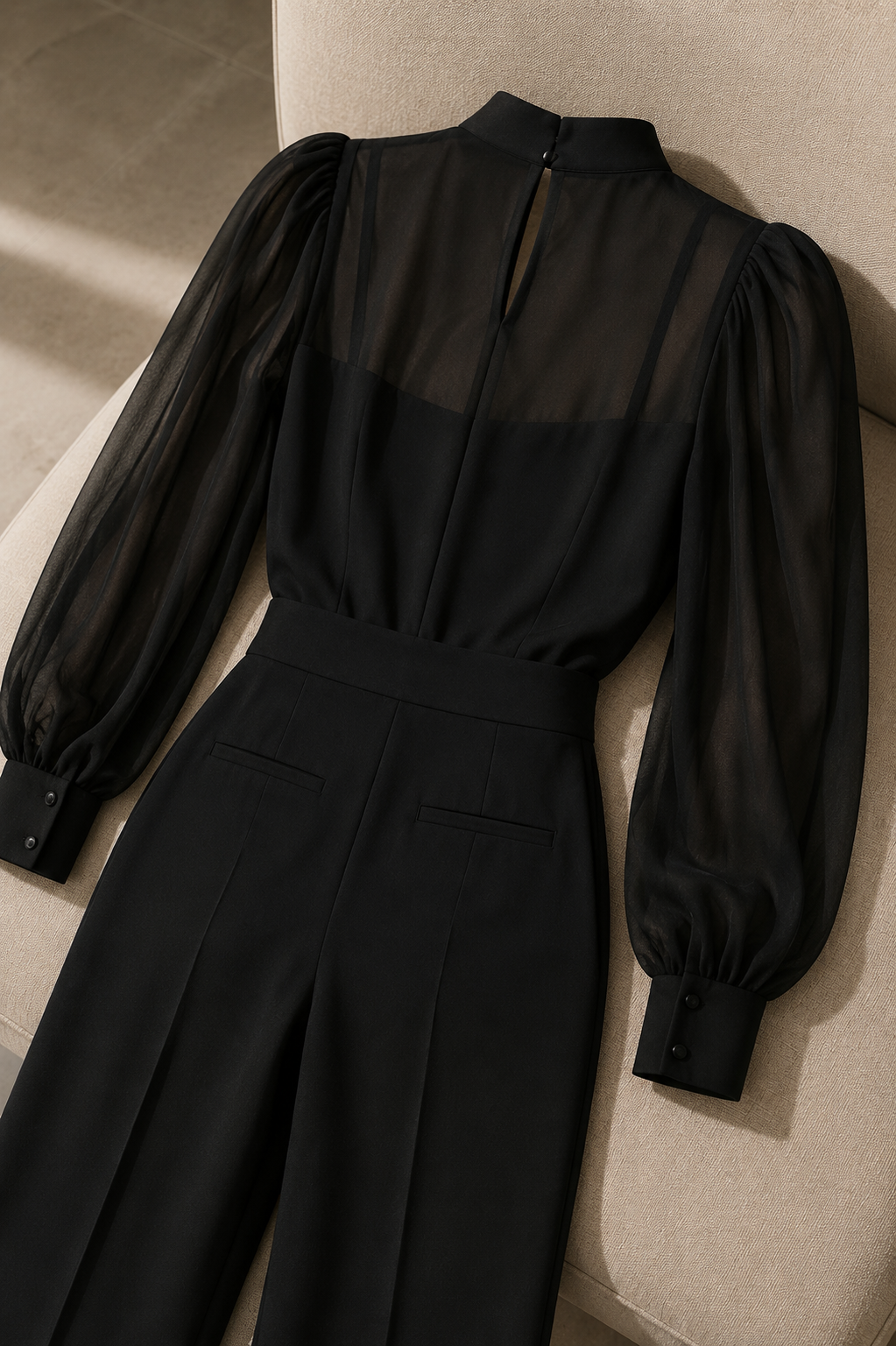 ÉLORA NOIR™